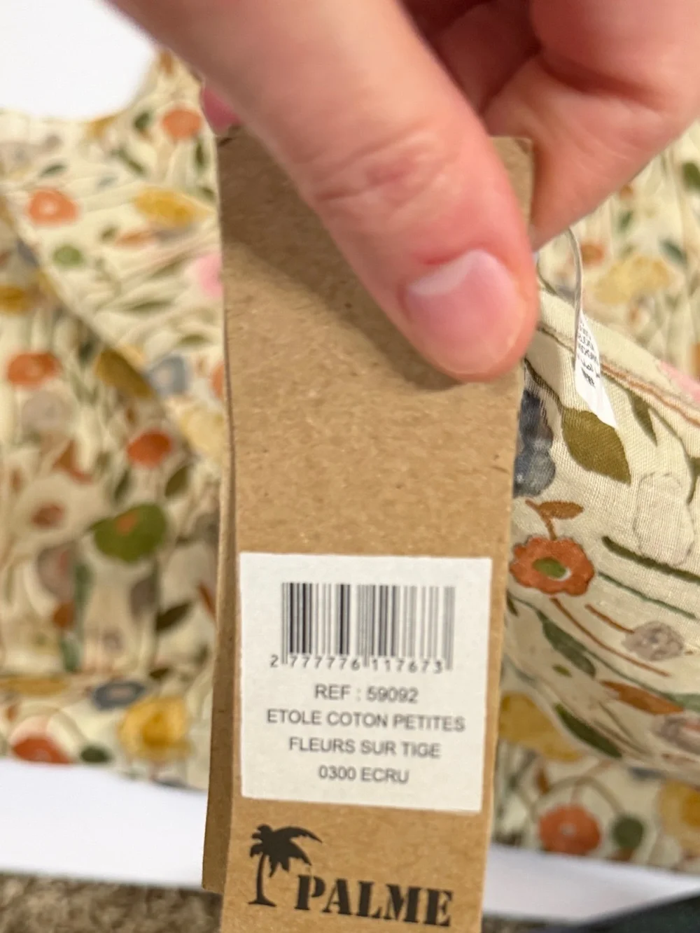 Floral scarf NWT Palme - Cream with Multicolor Blooms